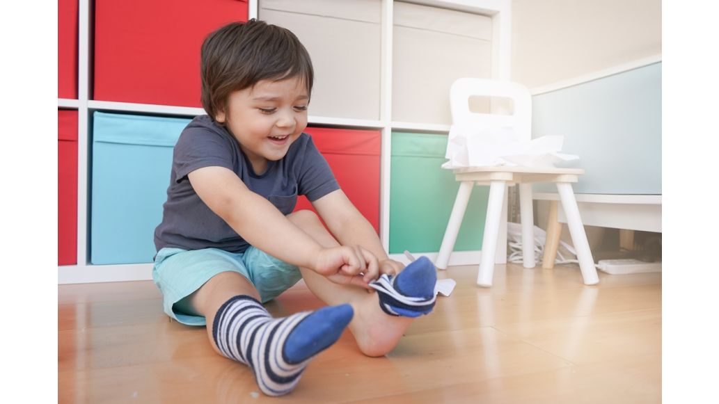 How to Teach Your Child with Special Needs to Dress Independently