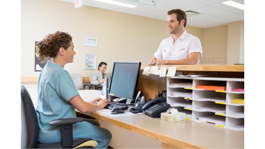 medical-receptionist