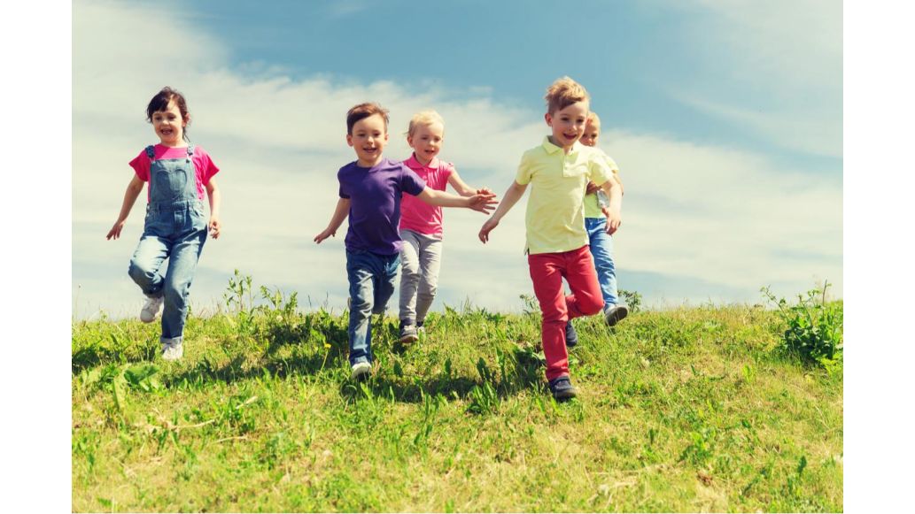 children running