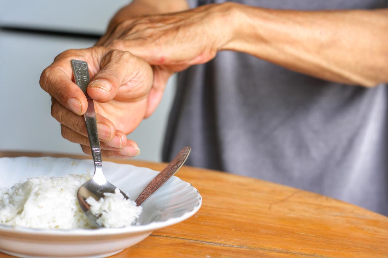 The Best Adaptive Utensils & Aids for Parkinson’s Disease Performance