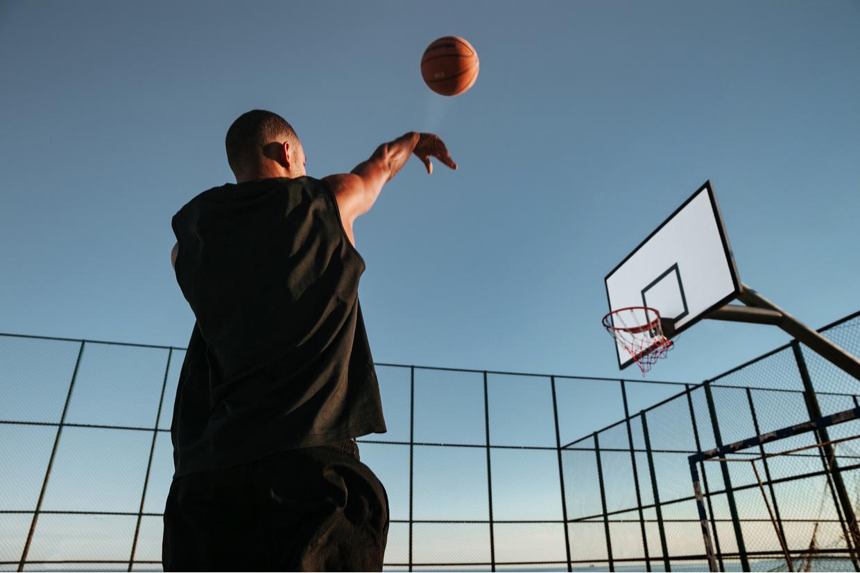 Improve basketball skills: With fitness bands you can take yourself to