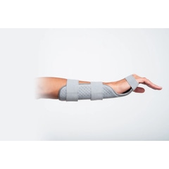 Chrisofix Volar Wrist Orthosis - In use, Side View