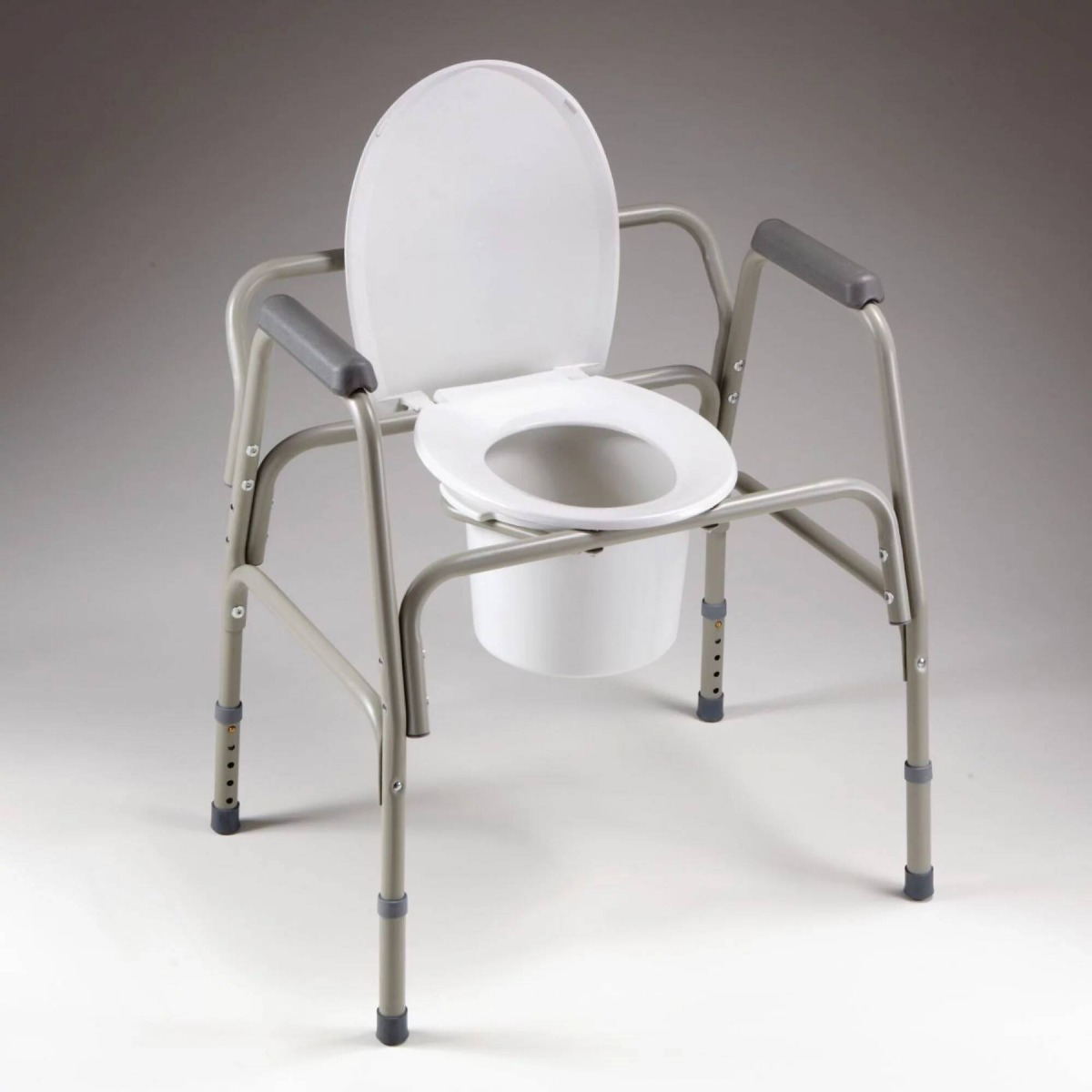 Commodes