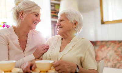 Daily Living Aids for People with Alzheimer&rsquo;s & Caregivers
